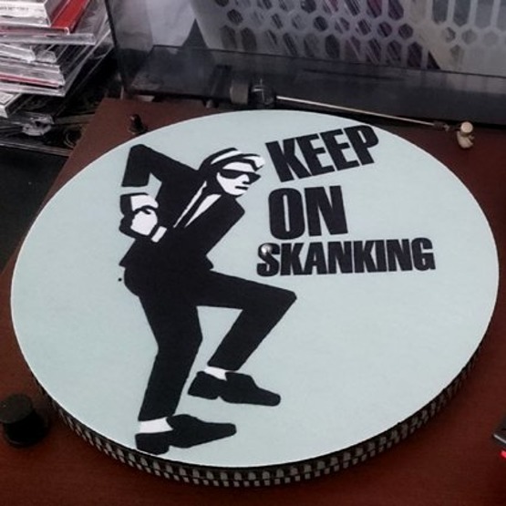 Slipmata - Keep On Skanking (Walt)